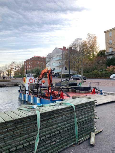 Jack Marine Oy Rakennustarvikkeiden kuljetus sekä rakennuspalvelut saaristossa.